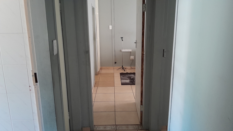 To Let 3 Bedroom Property for Rent in Bedelia Free State